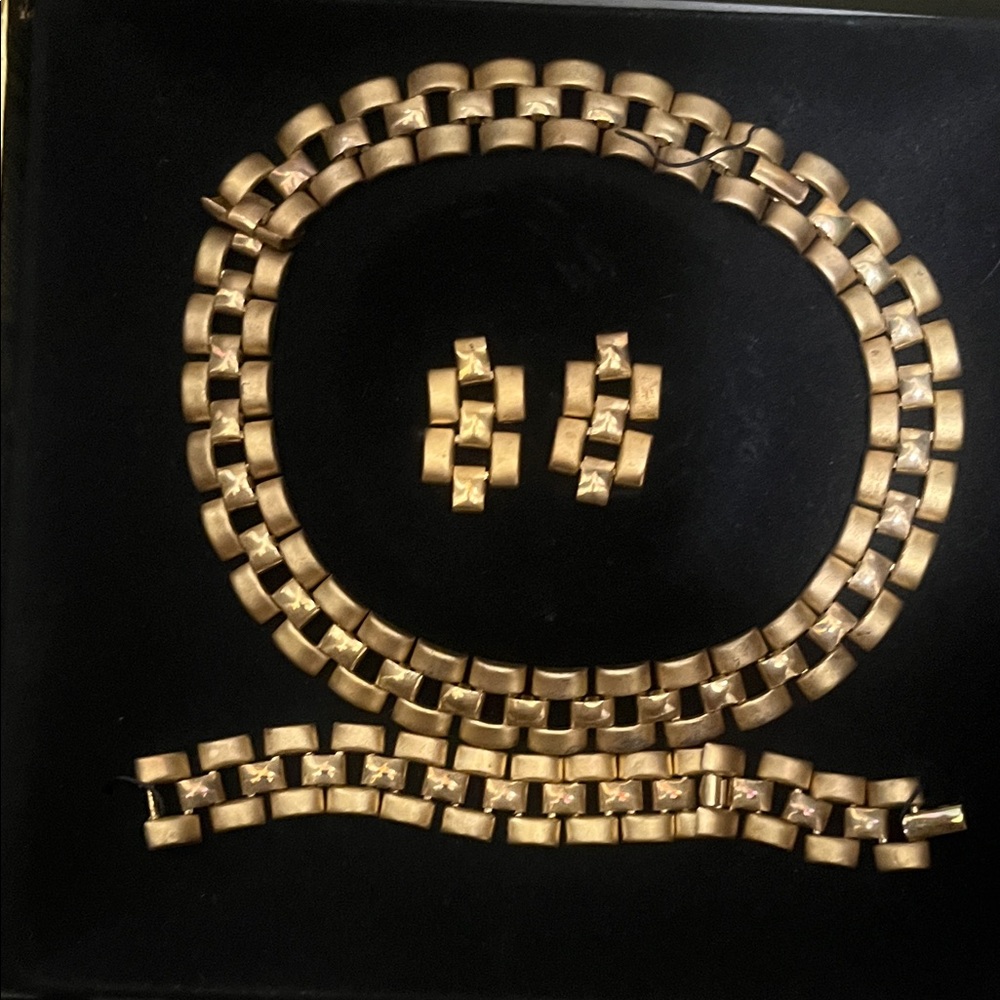 Laura Gayle Chic Gold-Tone Necklace and Earring Set